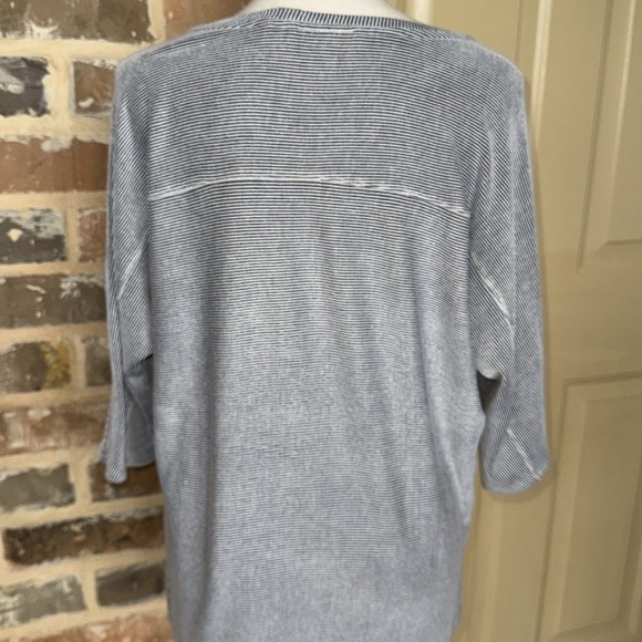 Christian Siriano Navy & White Stripe Top Drop Shoulder 3/4 Dolman Sleeve Sz XS - Picture 2 of 7